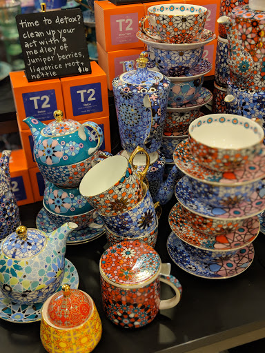 Shopping Mall «The Shops at North Bridge», reviews and photos, 520 N Michigan Ave, Chicago, IL 60611, USA