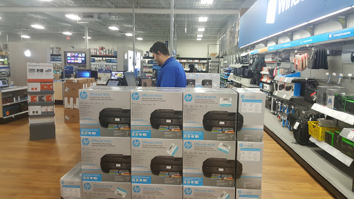 Shopping Mall «Rivercrest Shopping Center», reviews and photos, 13120 Rivercrest Dr, Crestwood, IL 60445, USA