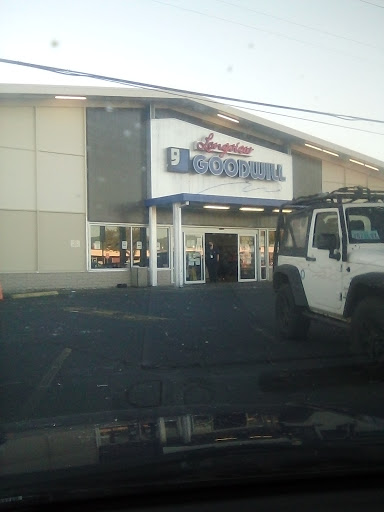 Thrift Store «Longview Goodwill», reviews and photos