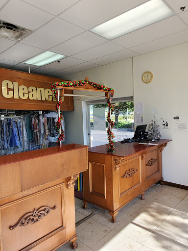 Dry Cleaner «Majik Touch Cleaners», reviews and photos, 13196 US-301, Riverview, FL 33579, USA