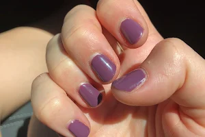 Oasis Nails image