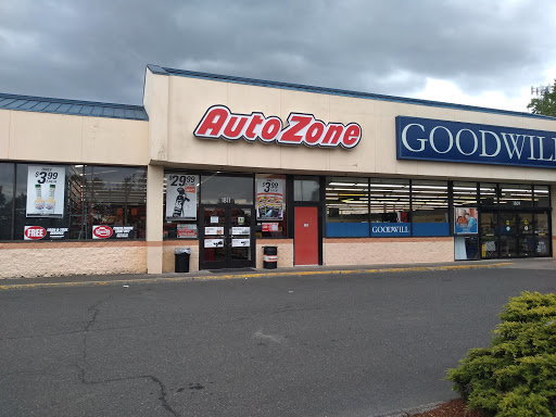 Shopping Mall «Southridge Shopping Center», reviews and photos, 1678 Beavercreek Rd, Oregon City, OR 97045, USA