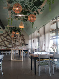 Atmosphère du Restaurant LE BISTROT DU LAC à Bruges - n°3
