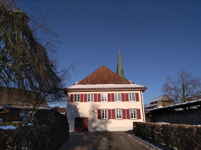 Rezensionen über Reformierte Kirche Niederhasli in Bülach - Kirche