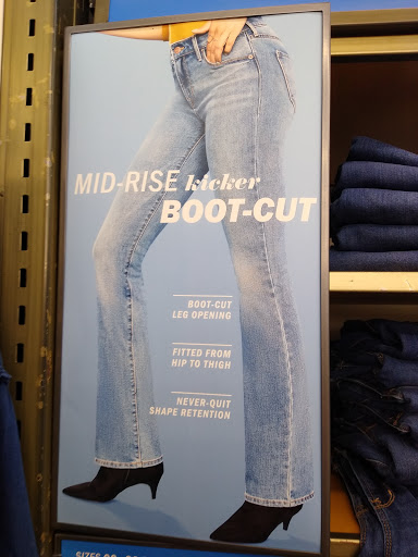 Clothing Store «Old Navy», reviews and photos, 2421 Cranberry Hwy, Wareham, MA 02571, USA