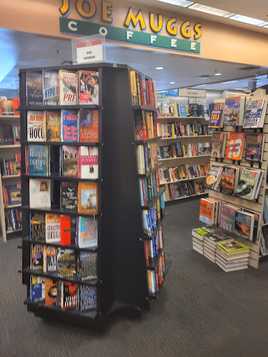 Book Store «Books-A-Million», reviews and photos, 444 Chicago Ridge Mall F-10, Chicago Ridge, IL 60415, USA
