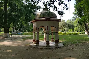 Barandari Garden image