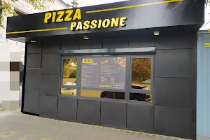 Pizza Passione image