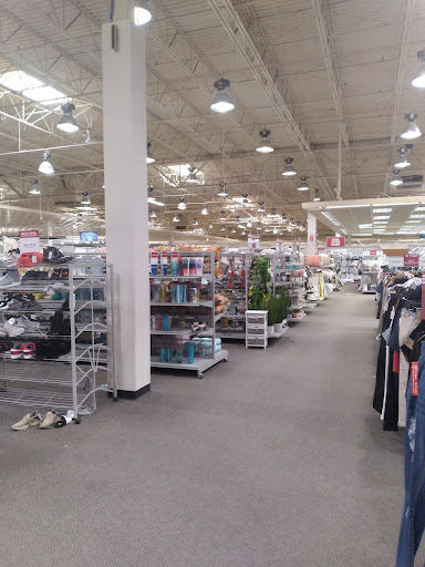 Clothing Store «Burlington Coat Factory», reviews and photos, 31940 Gratiot Ave, Roseville, MI 48066, USA