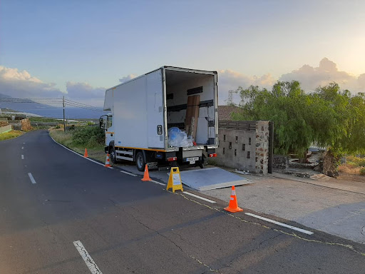 Transportes Y Mudanzas Sanmovi – (Los Llanos)