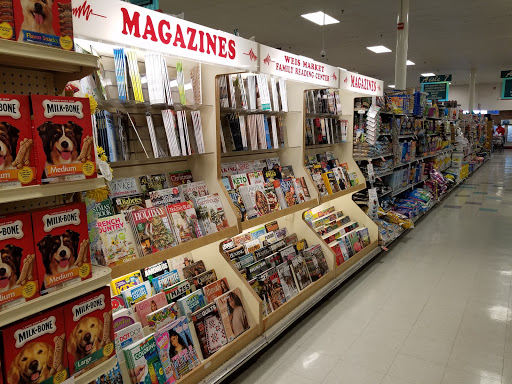 Grocery Store «Weis Markets», reviews and photos, 1102 N Queen St, Martinsburg, WV 25404, USA