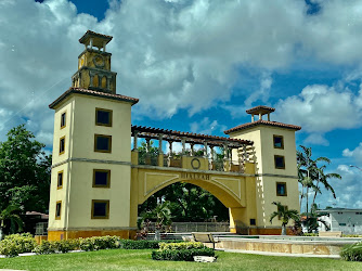 Hialeah Entrance Plaza