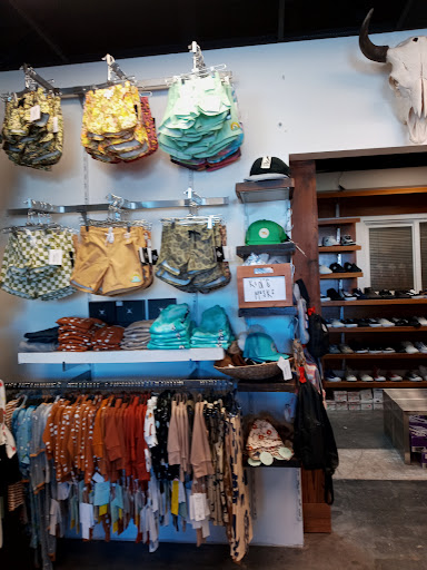 Shopping Mall «Aliso Village Shopping Center», reviews and photos, 23966 Aliso Creek Rd, Laguna Niguel, CA 92677, USA