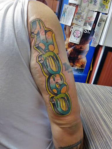 Tattoo Shop «Liquid Art Tattoo», reviews and photos, 9117 Little Rd, New Port Richey, FL 34654, USA