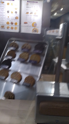 Cookie Shop «Insomnia Cookies», reviews and photos, 2209 N High St, Columbus, OH 43201, USA