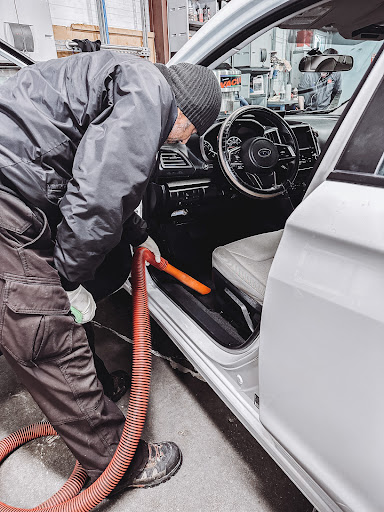 Elk Grove Custom Collision Detail Spa image