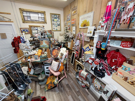 Caddo Antiques Gifts and More