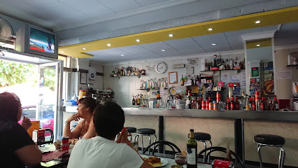 Bar Algarrobo - Carrer de Santa Marta, 1, 08860 Castelldefels, Barcelona, Spain