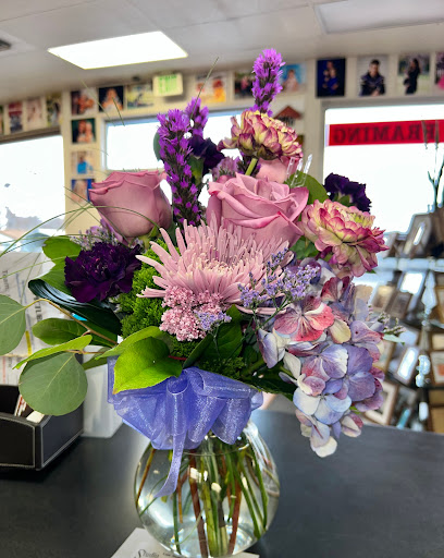 Sassafras Flowers by Shera