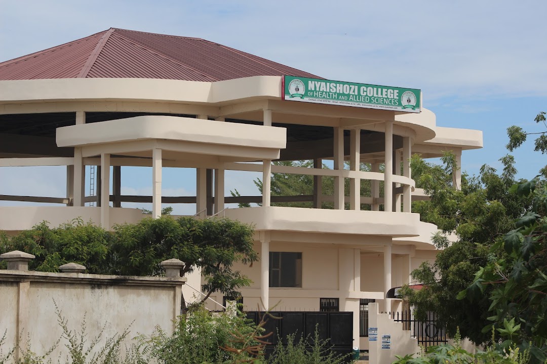 Nyaishozi College