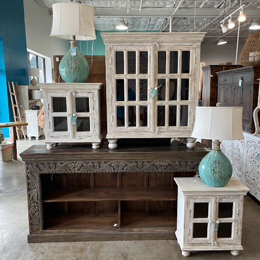 Furniture Store «Nadeau Dallas», reviews and photos, 1128 Longpoint Ave, Dallas, TX 75247, USA