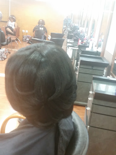 Hair Salon «NiaNicole Salon», reviews and photos, 2399 Scenic Hwy S, Snellville, GA 30078, USA