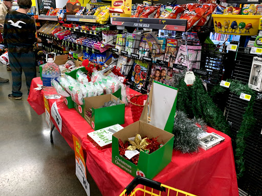 Home Goods Store «Dollar General», reviews and photos, 2140 Oregon St, Port Orford, OR 97465, USA