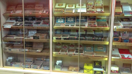 Tobacco Shop «Vape VS Smoke», reviews and photos, 13317 NE 175th St, Woodinville, WA 98072, USA