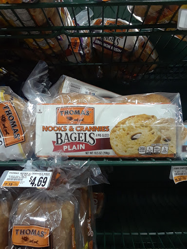 Grocery Store «Giant Food Stores», reviews and photos, 830 E Baltimore Pike, Kennett Square, PA 19348, USA