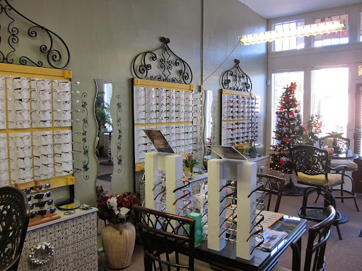 Optician «East Oak Optical», reviews and photos, 407 E Oak Ave, Tampa, FL 33602, USA