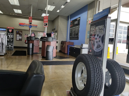 Tire Shop «Firestone Complete Auto Care», reviews and photos, 5600 South La Grange Road, La Grange, IL 60525, USA