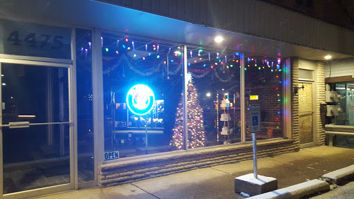 Florist «Alluring Floral and Event Planning», reviews and photos, 4475 Richfield Rd, Flint, MI 48506, USA