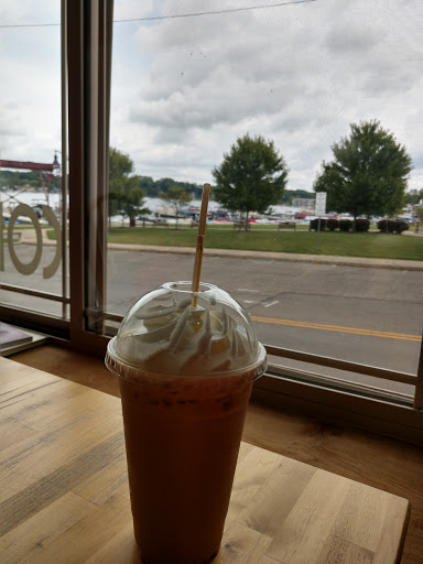 Coffee Shop «Vacavi Cafe», reviews and photos, 100 Water St, Conneaut Lake, PA 16316, USA