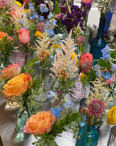 Florist «J. Morris Flowers», reviews and photos, 1603 Village Market Blvd SE #108, Leesburg, VA 20175, USA