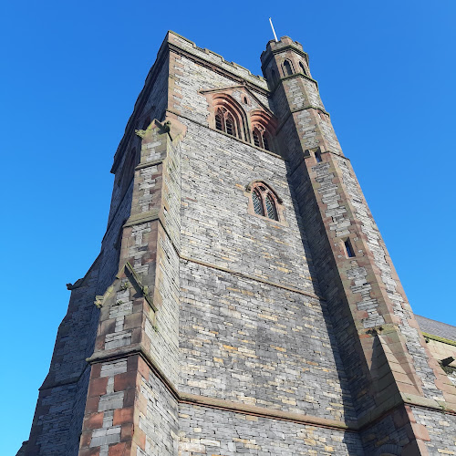 Reviews of St. George's Church, Barrow-in-Furness in Barrow-in-Furness - Church