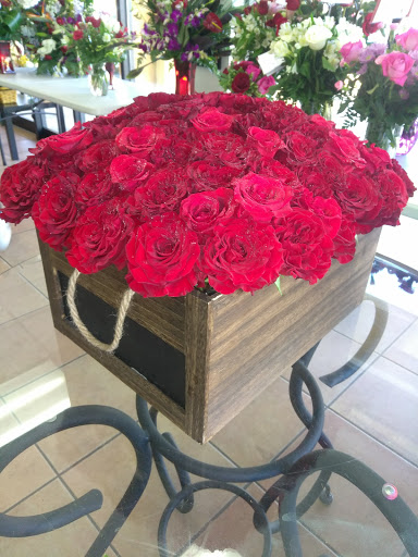 Florist «Omel Flowers», reviews and photos, 5898 W 16th Ave, Hialeah, FL 33012, USA