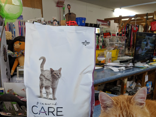 Pet Supply Store «Halbert Veterinary & Pet Supply», reviews and photos, 2675 M.L.K. Jr Blvd, Fayetteville, AR 72701, USA