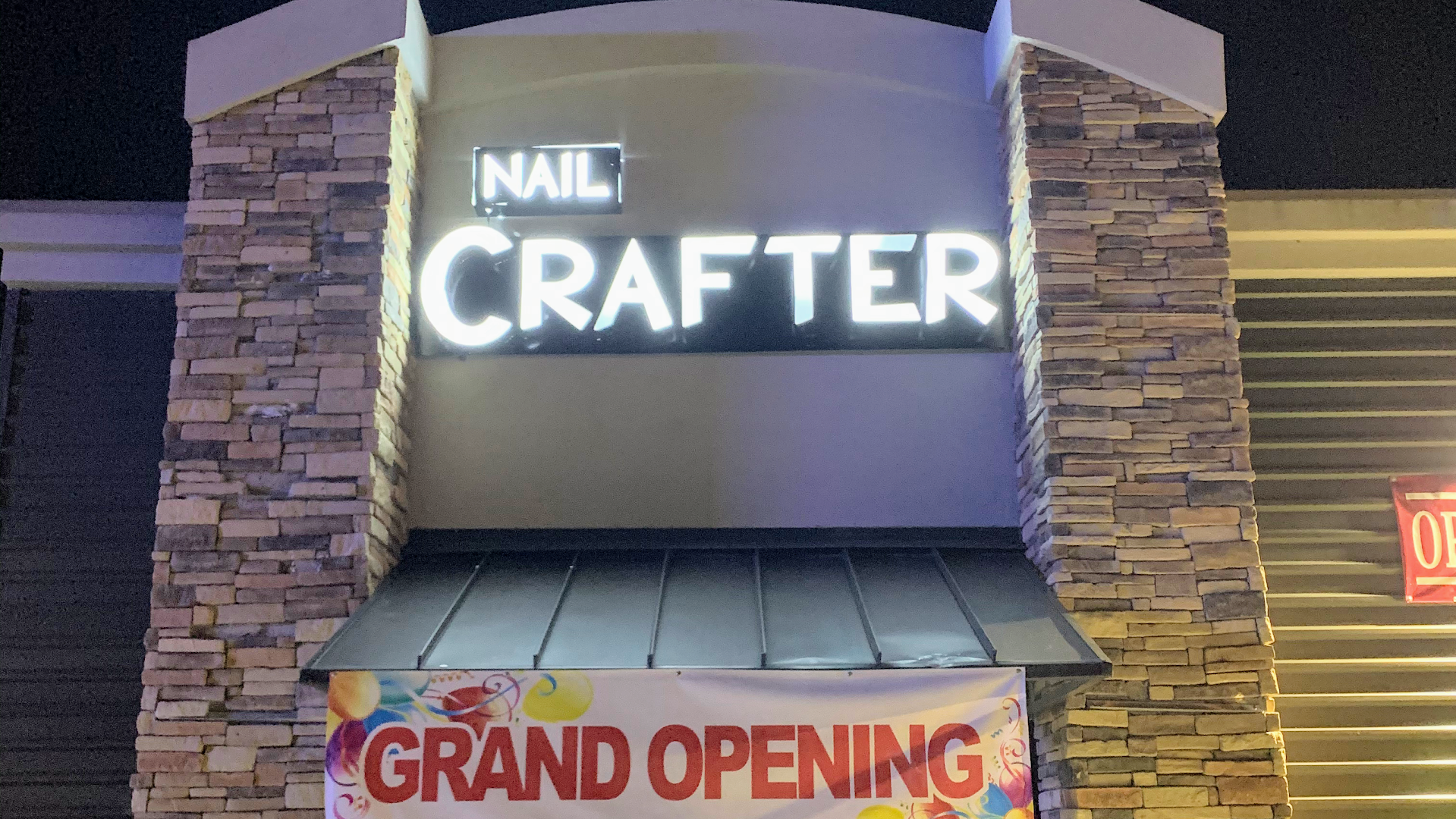 Nail Crafter & Bar