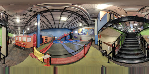 Amusement Center «Helium Trampoline and Climbing Park», reviews and ...
