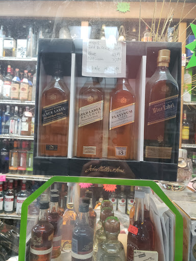 Liquor Store «L & N Liquor Inc», reviews and photos, 736 Lydig Ave, Bronx, NY 10462, USA