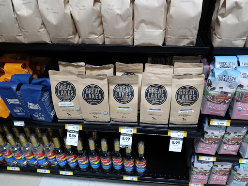 Grocery Store «D & W Fresh Market», reviews and photos, 1814 Breton Rd SE, Grand Rapids, MI 49506, USA