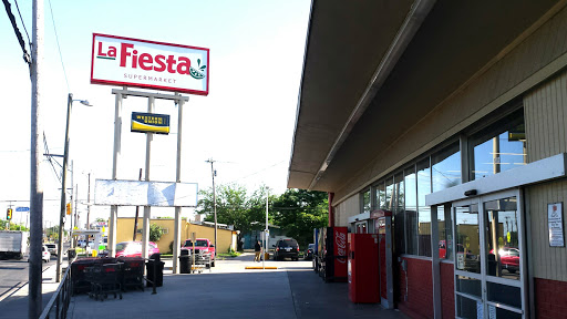 Supermarket «La Fiesta», reviews and photos, 5103 S Flores St, San Antonio, TX 78214, USA