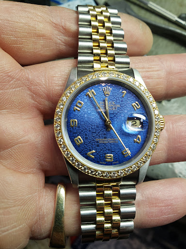 Jeweler «Marlowe Credit Jewelers», reviews and photos, 16055 Cross Bay Blvd, Jamaica, NY 11414, USA