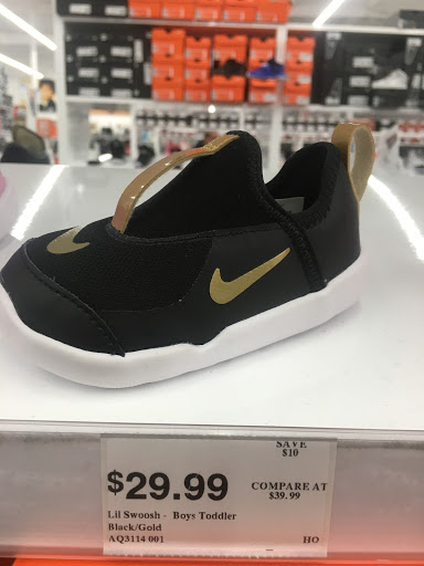 Shoe Store «WSS», reviews and photos, 2520 S Bristol St, Santa Ana, CA 92704, USA