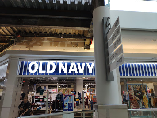 Clothing Store «Old Navy», reviews and photos, 100 Cambridgeside Pl, Cambridge, MA 02141, USA