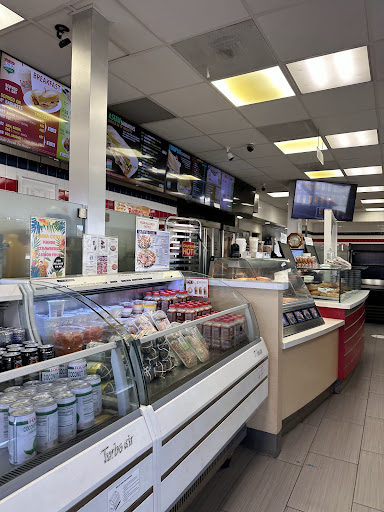 Lee’s Sandwiches