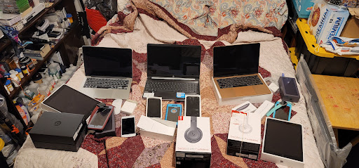 Computer Store «Apple The Greene», reviews and photos, 4422 Cedar Park Dr, Beavercreek, OH 45440, USA