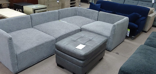 Furniture Store «Value City Furniture», reviews and photos, 4380 E New York St, Aurora, IL 60504, USA