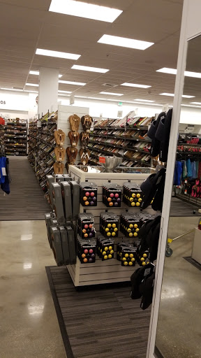 Department Store «Nordstrom Rack The Shops at Midtown Miami», reviews and photos, 3201 N Miami Ave, Miami, FL 33127, USA