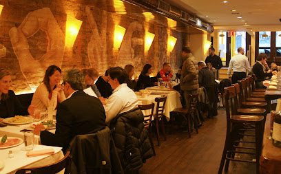 Serafina Italian Restaurant Always - 33 E 61st St, New York, NY 10065